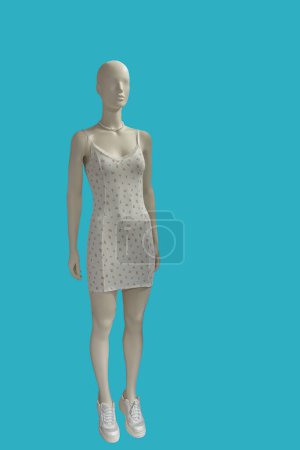 Foto de Imagen de longitud completa de un maniquí de exhibición femenina con vestido sin mangas blanco de moda con correas de hombro aisladas sobre fondo azul - Imagen libre de derechos