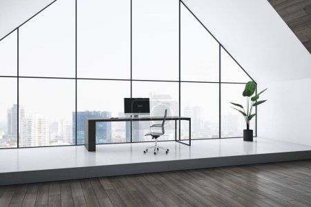 Moderner Arbeitsplatz mit modernem Computer auf dunklem Tisch und grüner Pflanze auf hellem Hochglanz-Podium in geräumigem Büro mit Holzboden und Blick auf die Skyline der Stadt Hintergrund aus dem Panoramafenster. 3D-Rendering