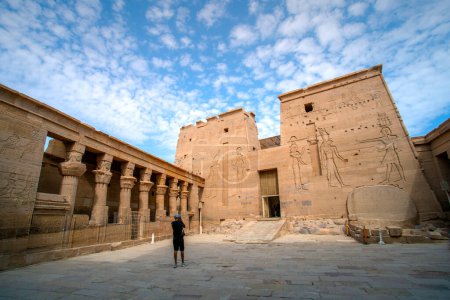 Téléchargez les photos : Complexe de temple Philae, un complexe de temple basé sur l'île dans le réservoir du barrage bas d'Assouan, en aval du barrage d'Assouan et du lac Nasser, Égypte - en image libre de droit