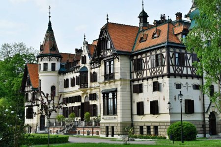 Téléchargez les photos : Fabuleux château Lesna, Zlin, République tchèque - en image libre de droit