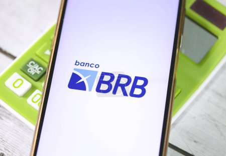 Foto de Banco de Brasil y el Banco BRB aplicación en el teléfono - Imagen libre de derechos