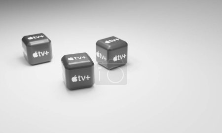 Téléchargez les photos : Melitopol, Ukraine - 21 novembre 2022 : Icône du logo Apple TV isolée sur fond de couleur. Apple TV plus est un service d'abonnement en streaming vidéo en ligne. - en image libre de droit