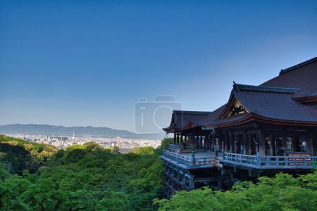 Ein Blick auf den Kiyomizu-dera Tempel am Morgen. Kyoto-Japan 