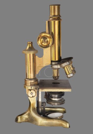 Téléchargez les photos : Microscope 1920. Isolé sur fond gris - en image libre de droit