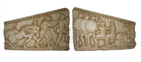 Téléchargez les photos : Souvenir de Grèce représentant la Frise du Nord du Trésor siphnien. Original au Musée Delphes - en image libre de droit