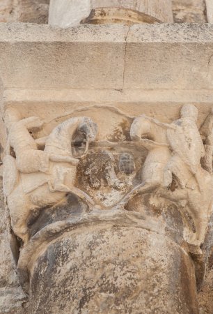 Lucha entre Roland y el gigante Ferragut, Palacio de los Monarcas de Navarra, ciudad de Estella-Lizarra, Navarra, norte de España
