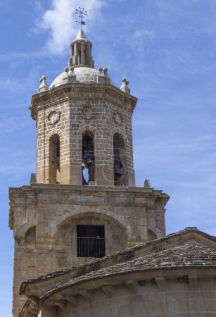 Kirche Crucifijo, Puente La Reina, Navarra, Spanien. Glockenturm