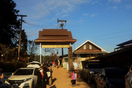 Téléchargez les photos : Phitsanulok Thailand January 25 2023 Rongkra village is located at Phitsanulok Province as the south of northern . Ban Rong Kla, Phu Hin Rong Kla National Park. - en image libre de droit