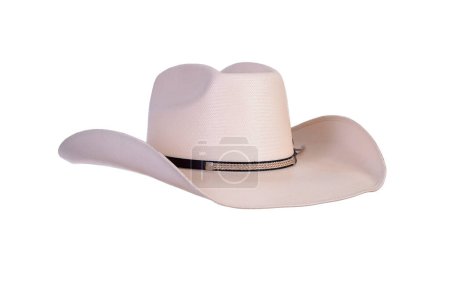 chapeau style cow-boy chapeau de paille avec ruban noir isolé sur fond blanc, chapeau de paille pour les femmes et les hommes protection de la tête