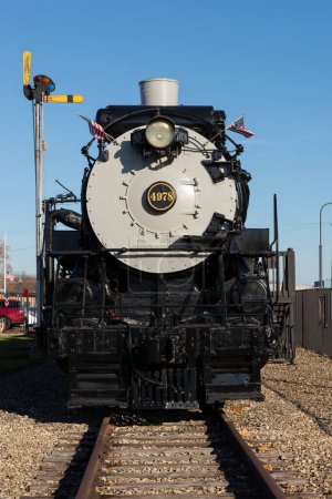 Foto de Mendota, Illinois - Estados Unidos - 7 de diciembre de 2023: La locomotora de vapor CB y Q de 1923 en el Union Depot Railroad Museum en Mendota, Illinois, Estados Unidos. - Imagen libre de derechos