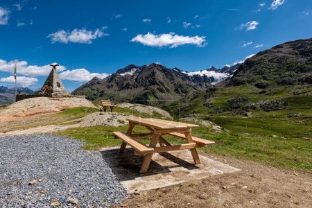 Foto de Paisaje del Paso de Gavia en los Alpes italianos - Imagen libre de derechos
