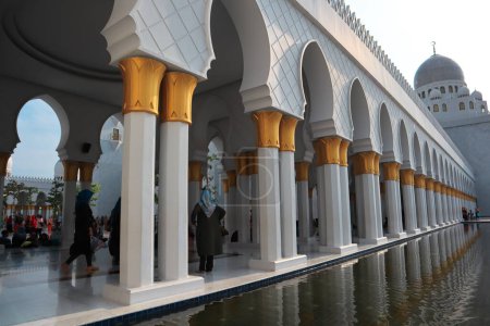 Téléchargez les photos : Grande mosquée Cheikh Zayed - en image libre de droit