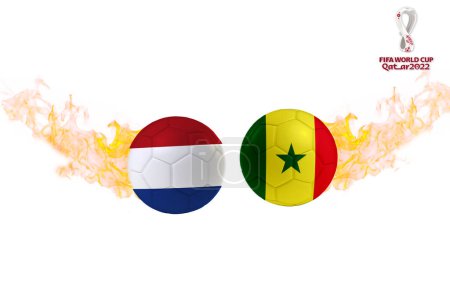 Téléchargez les photos : Coupe du monde FIFA 2022 Drapeaux Sénégal vs Pays-Bas dans un ballon de football avec feu et fifa logo et motion blur - en image libre de droit