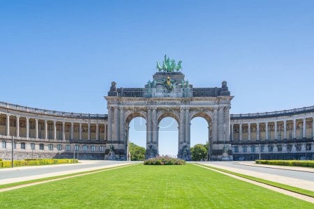 Photo for Triomphal Arch in Parc du Cinquantenaire Brussels - Royalty Free Image