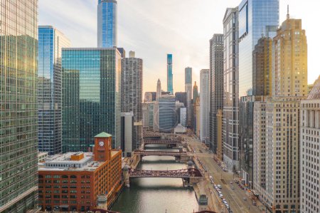 Téléchargez les photos : Chicago bâtiments du centre-ville skyline - en image libre de droit
