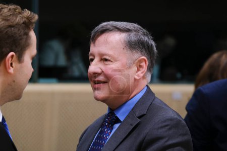 Foto de Vladimir BALAS, ministro llega para participar en el Consejo de Ministros Europeos en Bruselas, Bélgica, el 28 de noviembre de 2022. - Imagen libre de derechos