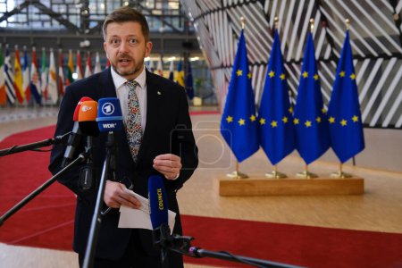 Téléchargez les photos : Vit RAKUSAN, ministre de l'Intérieur de la République tchèque, arrive à Bruxelles, en Belgique, pour assister à un Conseil européen des affaires intérieures le 8 décembre 2022. - en image libre de droit