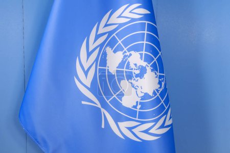 Téléchargez les photos : Drapeaux du stand des Nations Unies au siège européen Bâtiment à Bruxelles, Belgique le 28 septembre 2023. - en image libre de droit