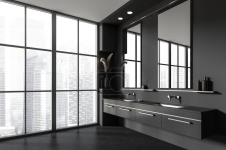 Foto de Cuarto de baño oscuro interior con doble lavabo y espejo, vista lateral, ventana panorámica en Singapur vista a la ciudad. Elegante rincón de lavado con decoración. Renderizado 3D - Imagen libre de derechos