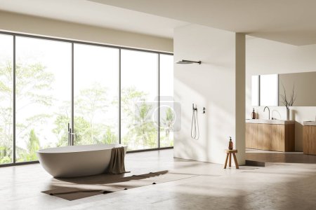 Foto de Interior de baño beige con bañera, ducha y lavabo con espejo, vista lateral. Accesorios de baño del hotel y ventana panorámica en los trópicos. Renderizado 3D - Imagen libre de derechos
