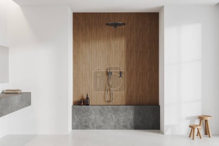 Téléchargez les photos : Intérieur de salle de bain moderne avec murs blancs et en bois, sol en pierre et douche à effet pluie confortable. Rendu 3d - en image libre de droit