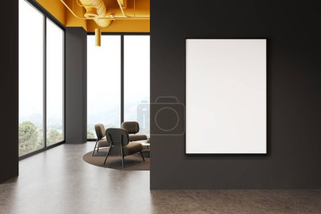 Foto de Interior de oficina oscuro con sillones suaves y mesa sobre alfombra, suelo de hormigón gris. Sala de reuniones con ventana panorámica al campo. Simular cartel de lona en la partición. Renderizado 3D - Imagen libre de derechos