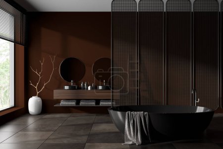 Téléchargez les photos : Intérieur salle de bain sombre avec baignoire et double lavabo, sol carrelage brun. Zone de baignade avec cloison et accessoires hôteliers. Fenêtre panoramique sur les tropiques. rendu 3D - en image libre de droit