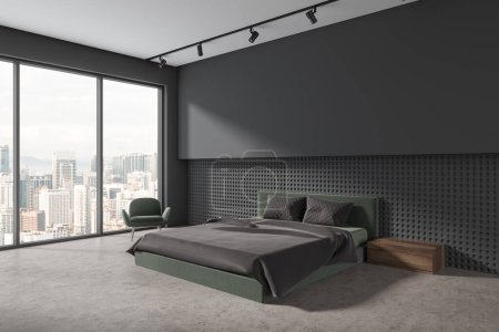 Foto de Moderno hotel oscuro dormitorio interior cama y sillón, piso de hormigón gris. Esquina de dormir con ventana panorámica en Kuala Lumpur. Prepara la pared del espacio de copia. Renderizado 3D - Imagen libre de derechos