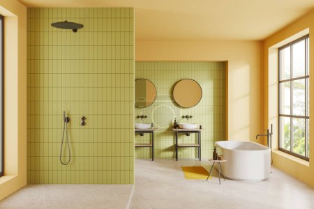 Téléchargez les photos : Carrelage jaune et vert intérieur de la salle de bain de l'hôtel avec baignoire et douche, cloison et double lavabo avec accessoires. Fenêtre panoramique sur les tropiques. rendu 3D - en image libre de droit