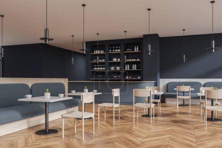 Foto de Interior de café de lujo azul y madera con mesa de comedor, sillas y sofá en fila, piso de madera. Comer esquina y mostrador con estante y platos. Renderizado 3D - Imagen libre de derechos