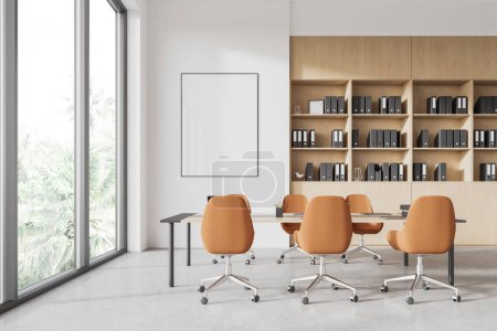 Téléchargez les photos : Intérieur du bureau moderne salle de réunion avec murs blancs, sol en béton, longue table de conférence avec chaises orange et bibliothèque avec dossiers. Affiche maquette verticale. Rendu 3d - en image libre de droit