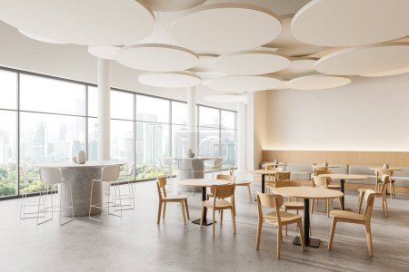 Téléchargez les photos : Vue en angle de l'intérieur du café avec chaises en bois et canapé, sol en béton léger. Salle à manger avec tables de bar et fenêtre panoramique sur les gratte-ciel de Bangkok. rendu 3D - en image libre de droit