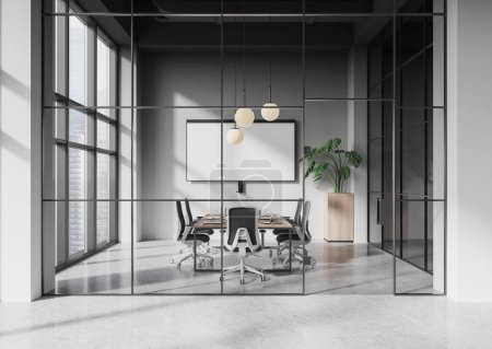 Téléchargez les photos : Élégant intérieur de réunion avec chaises et table au sol en béton gris. Mobilier minimaliste de bureau et écran de projection vierge avec fenêtre panoramique sur les gratte-ciel. rendu 3D - en image libre de droit