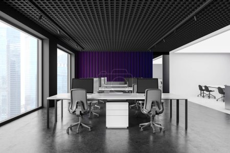 Foto de Interior de la moderna oficina de espacio abierto con paredes púrpuras, ventanas panorámicas y escritorios blancos con sillas grises. renderizado 3d - Imagen libre de derechos