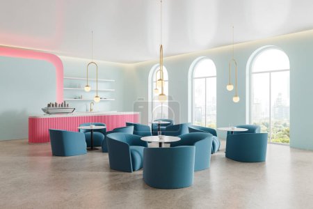 Téléchargez les photos : Coin de restaurant élégant avec des murs bleus et roses, sol en béton, tables rondes avec fauteuils bleus confortables. Rendu 3d - en image libre de droit