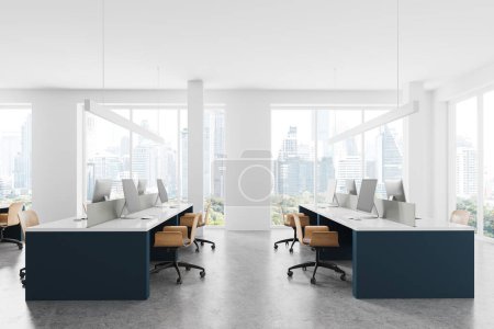 Seitenansicht eines modernen Coworking-Büros mit weißen Wänden, Betonboden und blauen Computertischen mit leuchtend gelben Stühlen. 3D-Darstellung