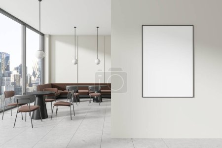 Foto de Un interior moderno café con grandes ventanales con vistas a un paisaje urbano, con un cartel en blanco en la pared para la publicidad, 3D Rendering. - Imagen libre de derechos