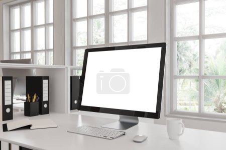 Foto de Blanco interior coworking con simulacro de pantalla de PC vacía, vista lateral espacio de coworking con muebles y ventana panorámica en los trópicos. Sitio web, marketing o anuncio comercial. Renderizado 3D - Imagen libre de derechos
