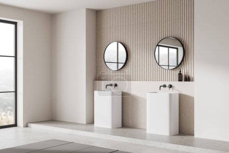 Téléchargez les photos : Intérieur de salle de bain moderne avec deux lavabos, des miroirs ronds, et une vue par la fenêtre, sur un fond clair, concept d'une maison de luxe. Rendu 3D - en image libre de droit