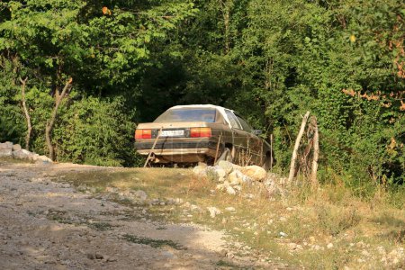 Foto de 21 de agosto de 2023 Kirguistán: los viejos coches soviéticos y rusos siguen funcionando en Asia Central - Imagen libre de derechos