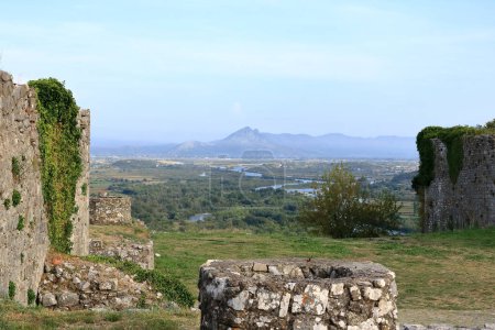 Die Mauern der Burg Rozafa und ihrer Zitadelle in der Seestadt Shkoder in Albanien
