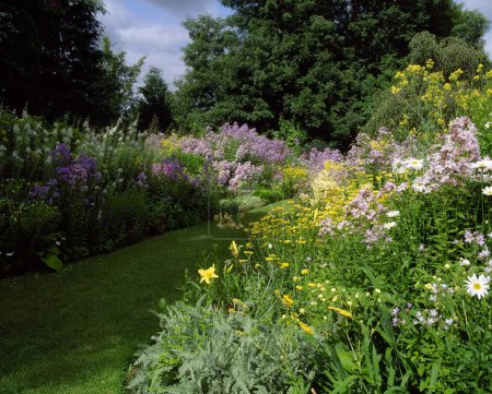 Foto de Herbaceuous Border, Butterstream Gardens, Co Meath, Irlanda - Imagen libre de derechos
