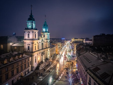 Téléchargez les photos : Vue aérienne de Varsovie, Pologne en hiver - en image libre de droit