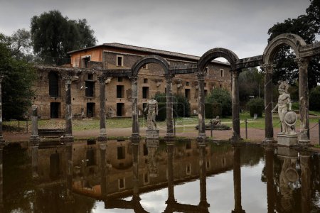 Foto de The Canopus, Hadrians Villa, Tivoli, Roma. Foto de alta calidad - Imagen libre de derechos