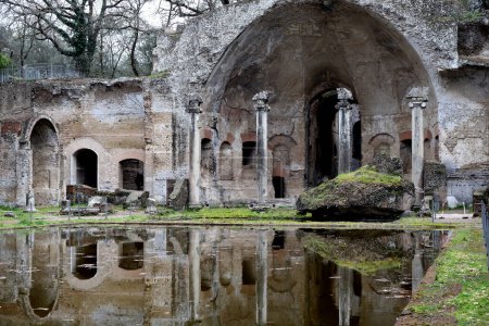 Foto de The Canopus, Hadrians Villa, Tivoli, Roma. Foto de alta calidad - Imagen libre de derechos