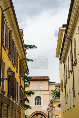 Foto de Ciudad de Brescia en Italia. Hermosa ciudad, ruinas antiguas y calles - Imagen libre de derechos