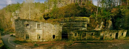 antigua ruina de un molino en la República Checa Dolsk mln