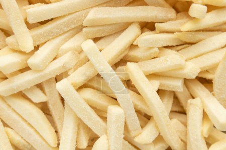 Foto de Vista superior de patatas fritas shoestring congeladas - Imagen libre de derechos