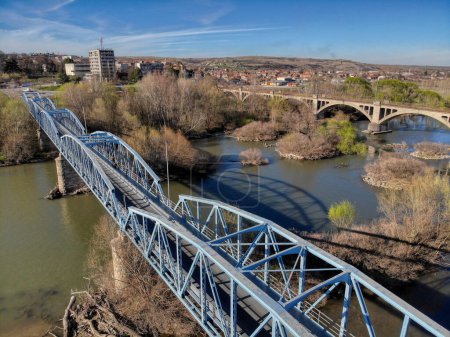 Téléchargez les photos : Simeonovgrad Iron Bridge Rivière Maritza Bulgarie - en image libre de droit