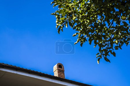 Foto de Cielo azul y edificio - Imagen libre de derechos
